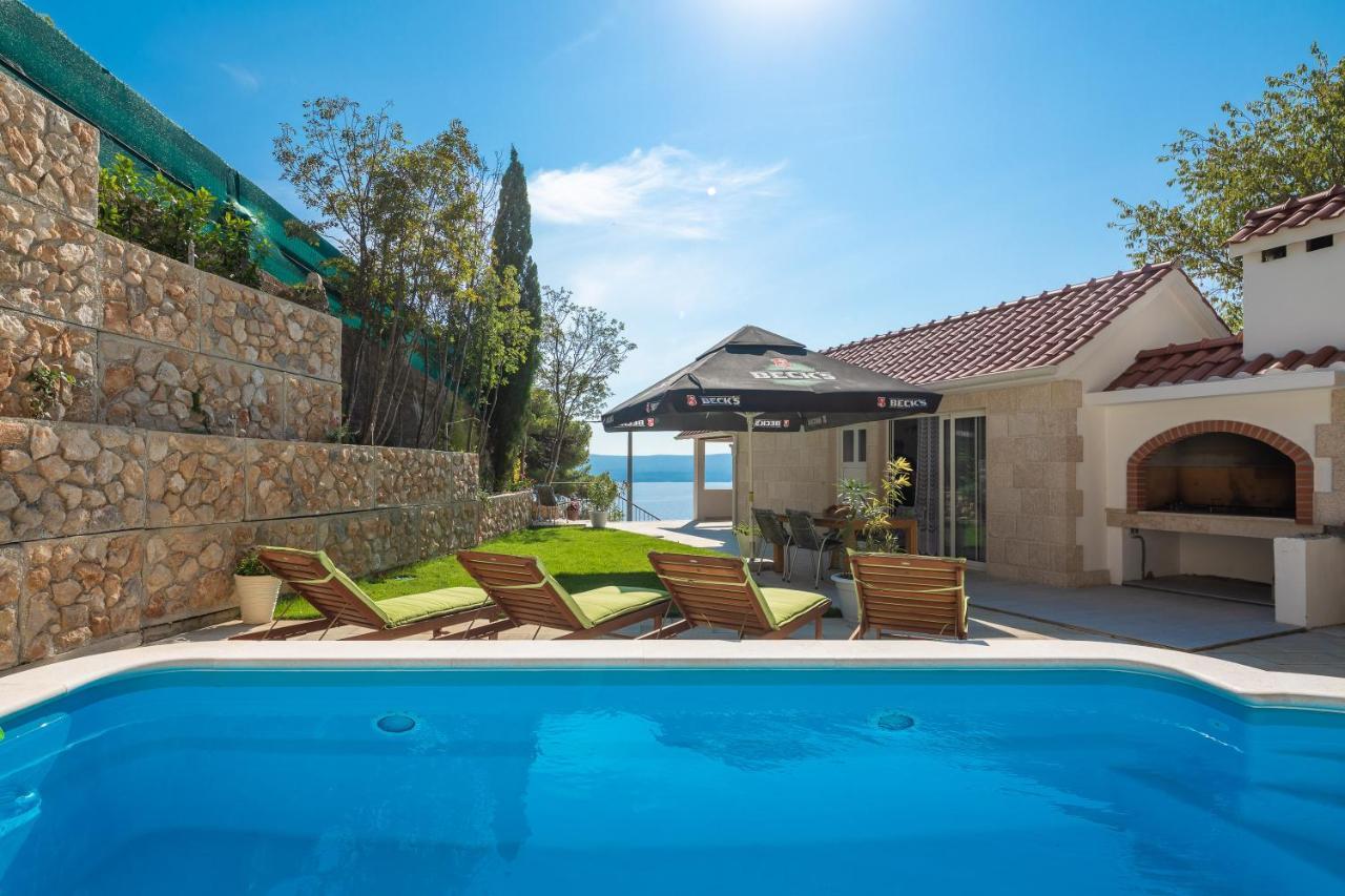 Villa Leoma With Heated Pool Marusici  Kültér fotó